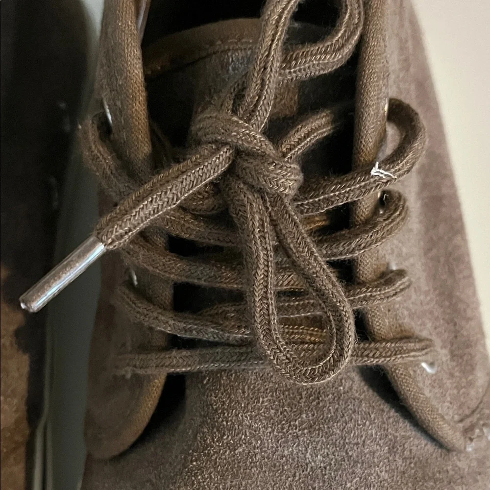 American Eagle Outfitters Suede Tan Chukka‎ Boot Sneakers Lace Up Ankle High